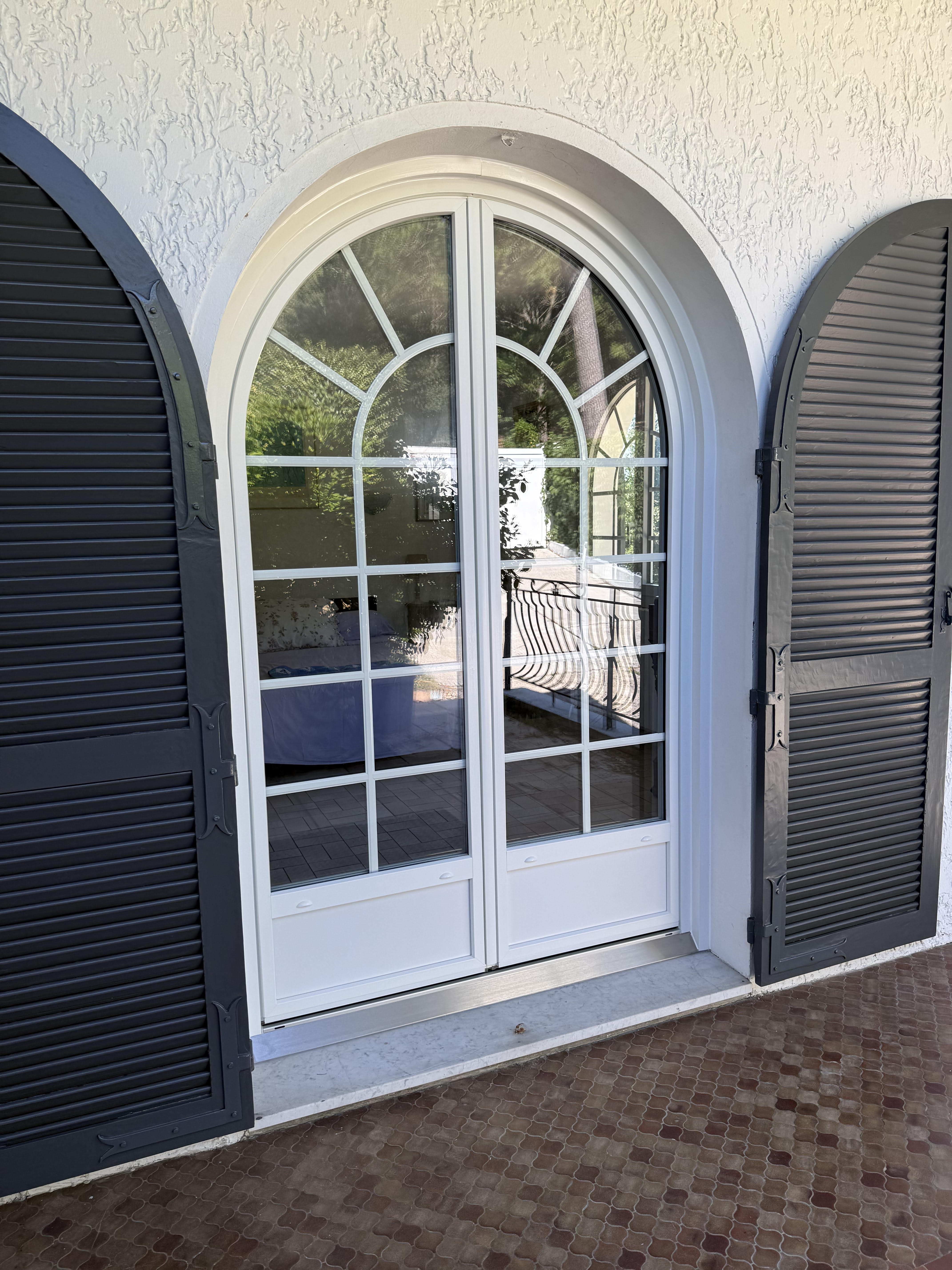 Porte en bois sur mesure